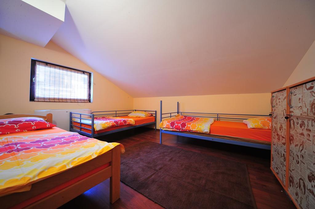 Hostel Bed N Beer เบลเกรด ห้อง รูปภาพ